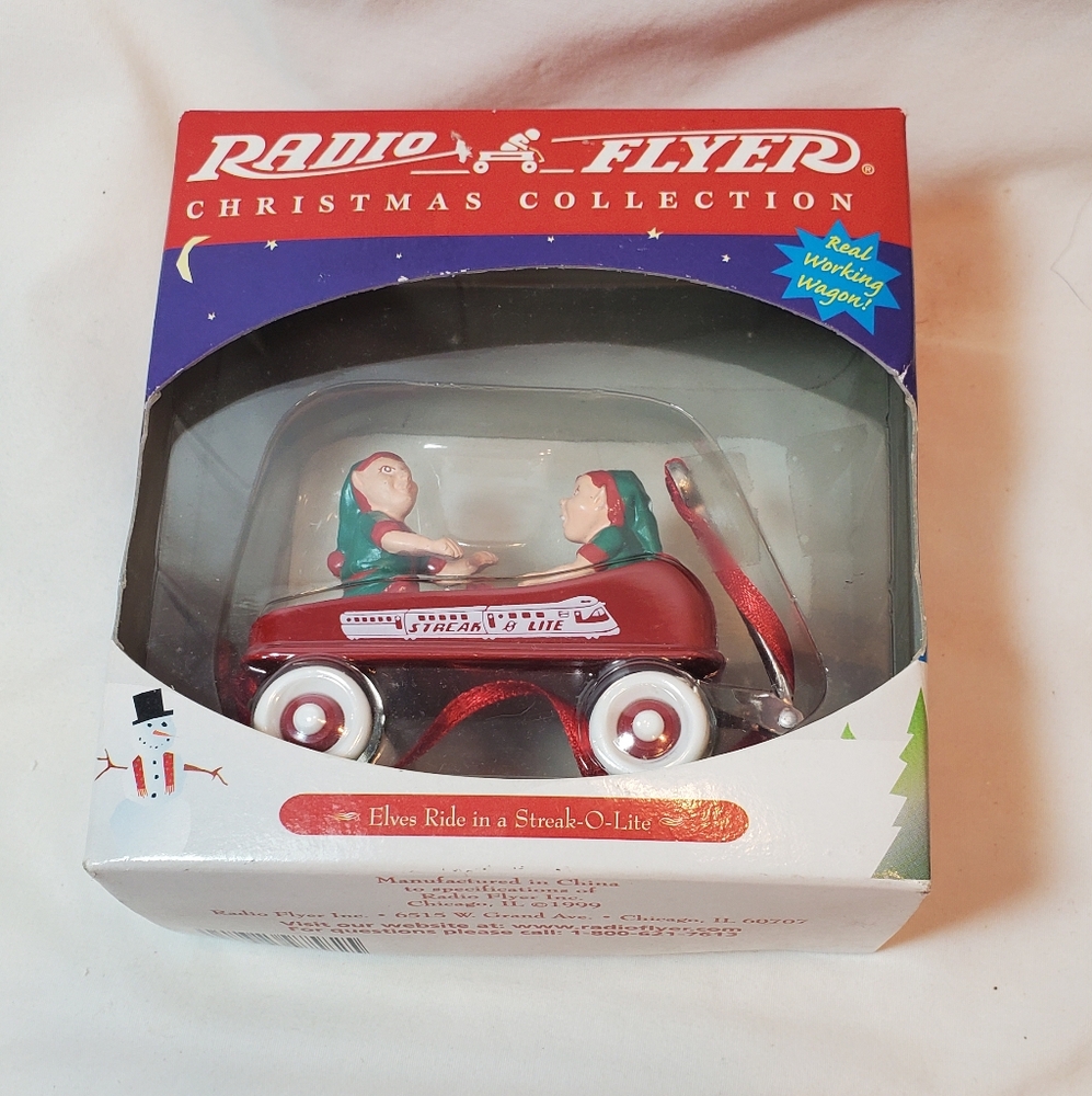 Radio Flyer Wagon Vtg 1999 Christmas Tree Ornament Elves Ride Model #122